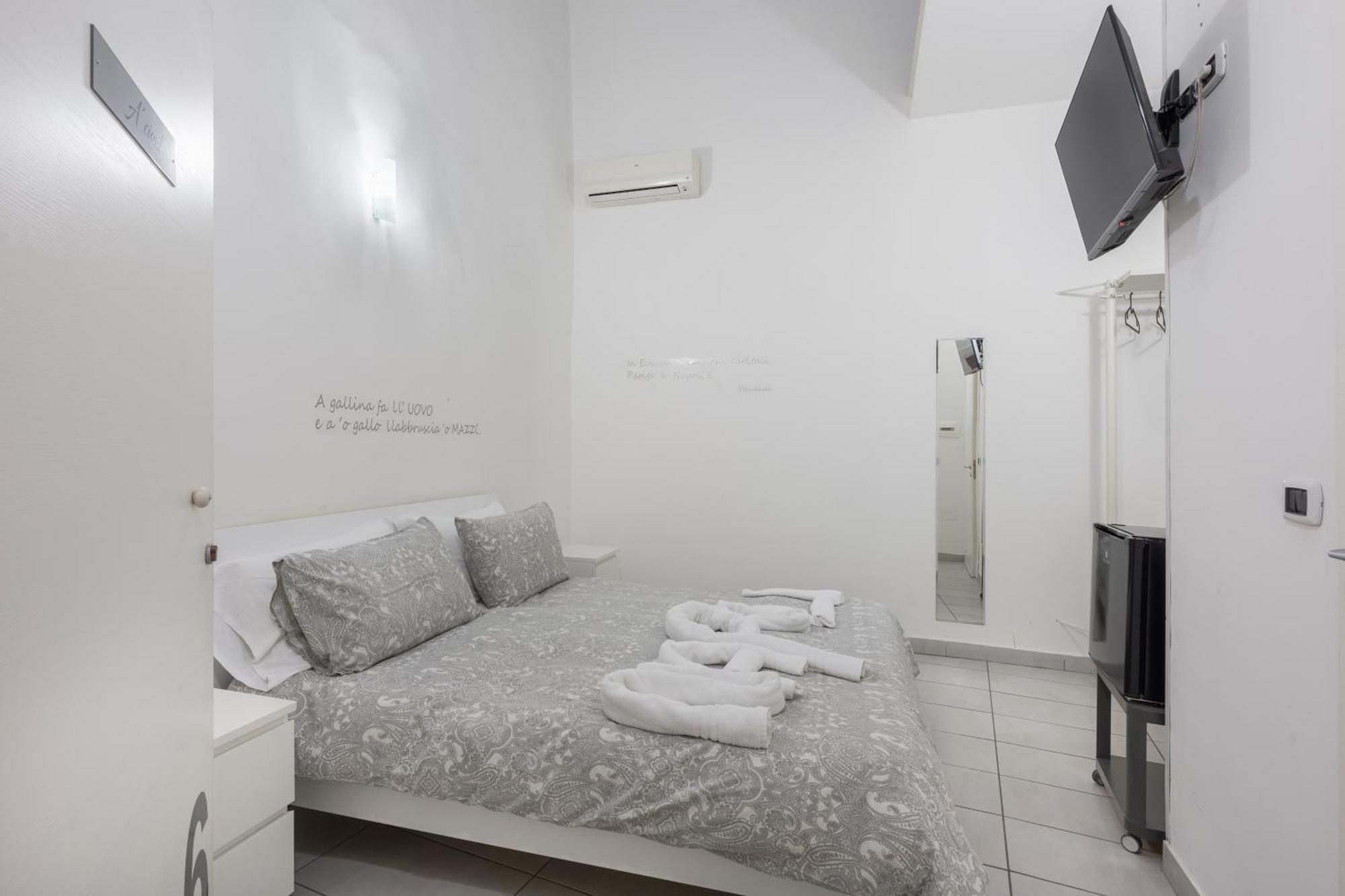 Nina Suites Napoli Exterior foto